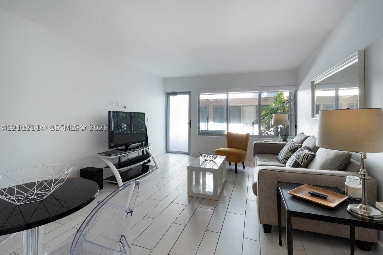 2130 Park Ave 5