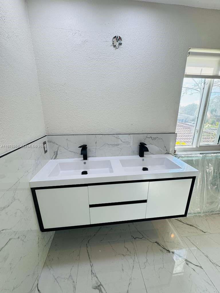 AVALON - Residential