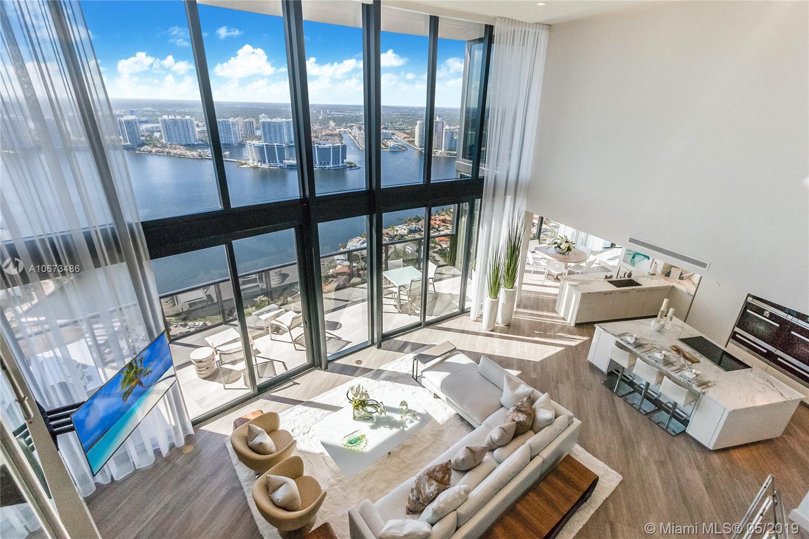 18555 COLLINS AVENUE COND - Residential