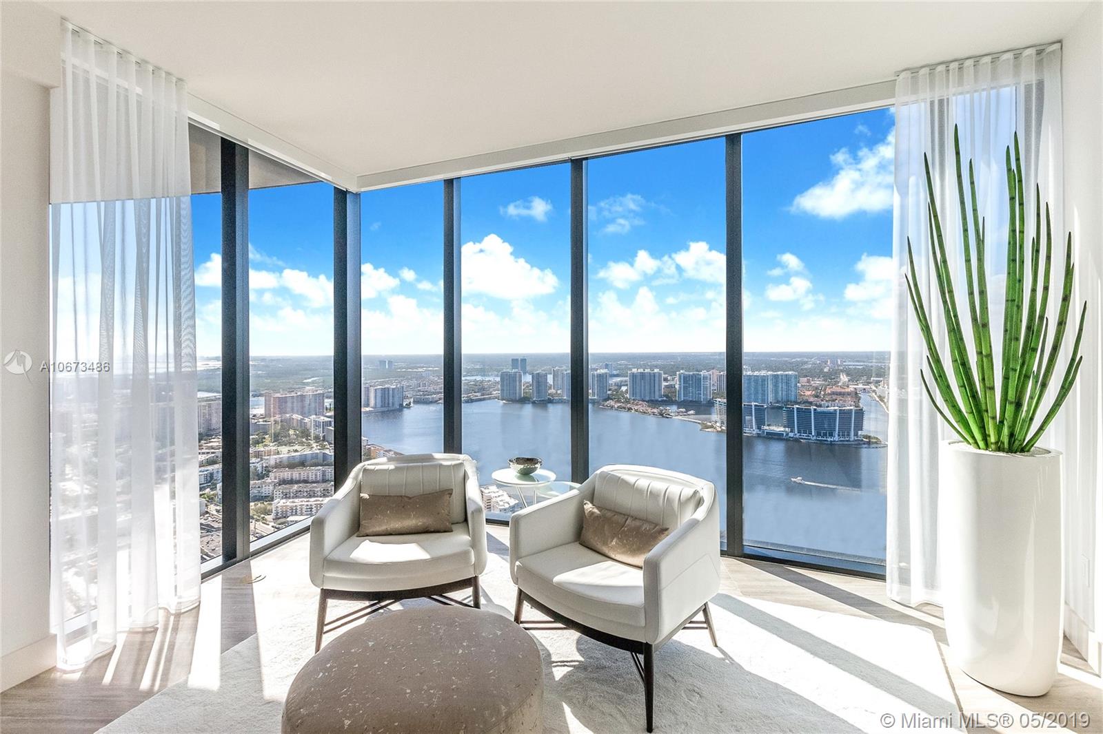 18555 COLLINS AVENUE COND - Residential