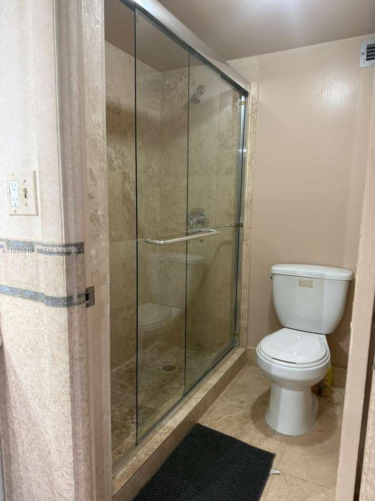 MAISON GRANDE CONDO - Residential Lease