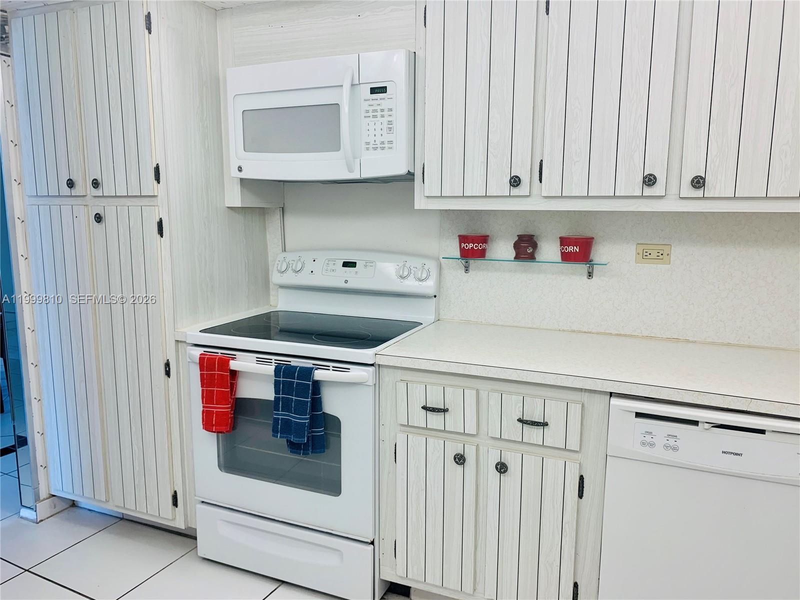 MAISON GRANDE CONDO - Residential Lease