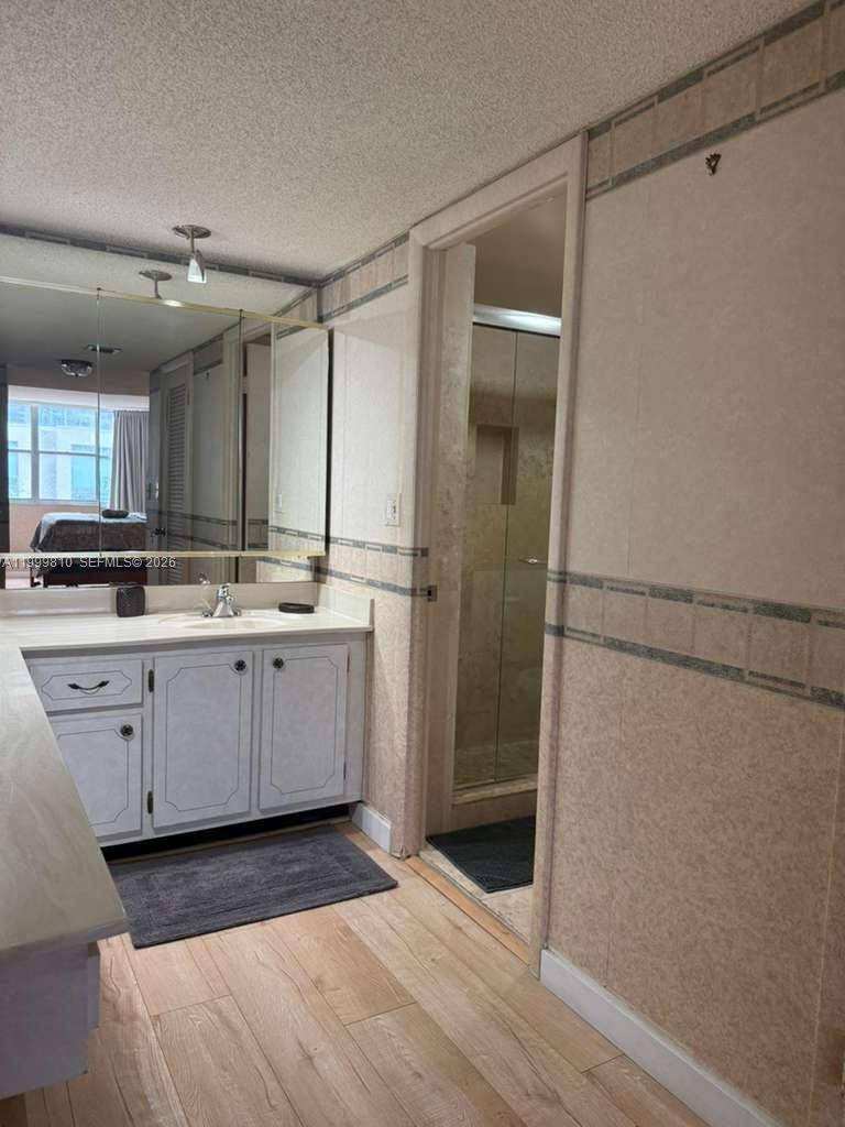 MAISON GRANDE CONDO - Residential Lease