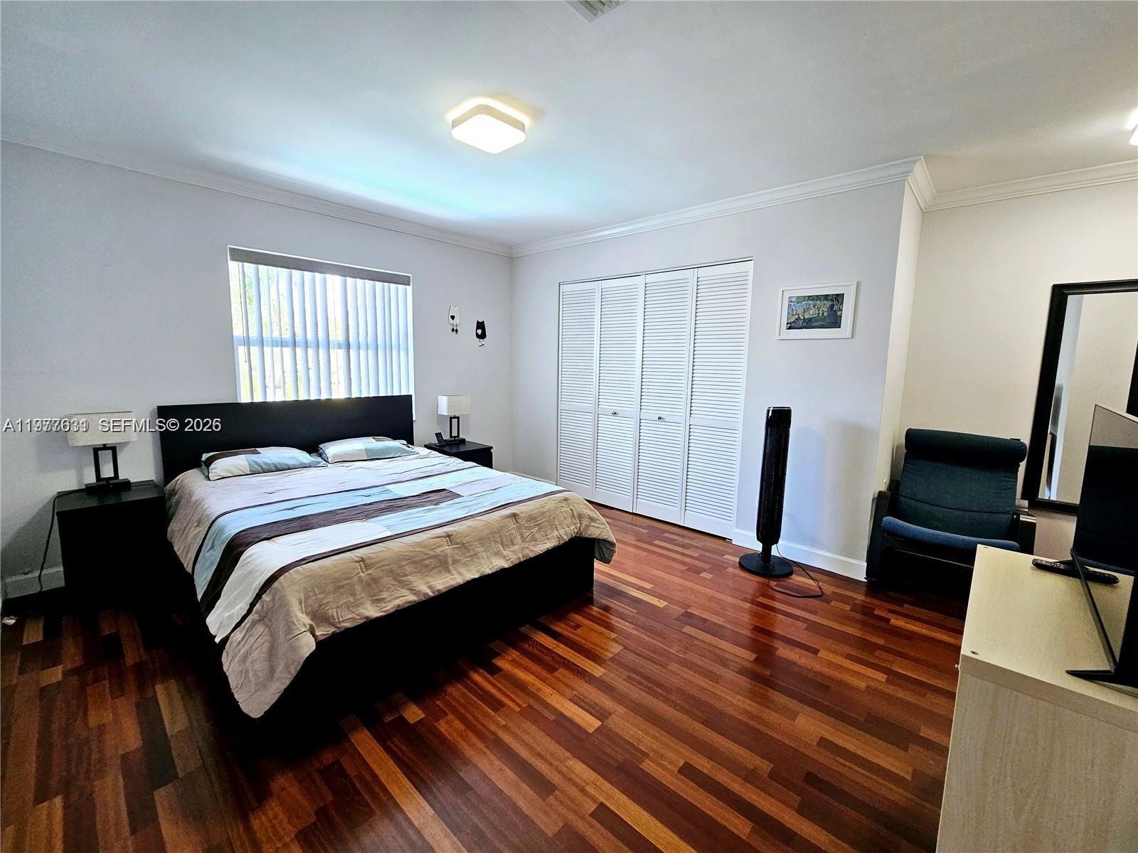 TAMIAMI LAKES SEC 5 - Residential Lease