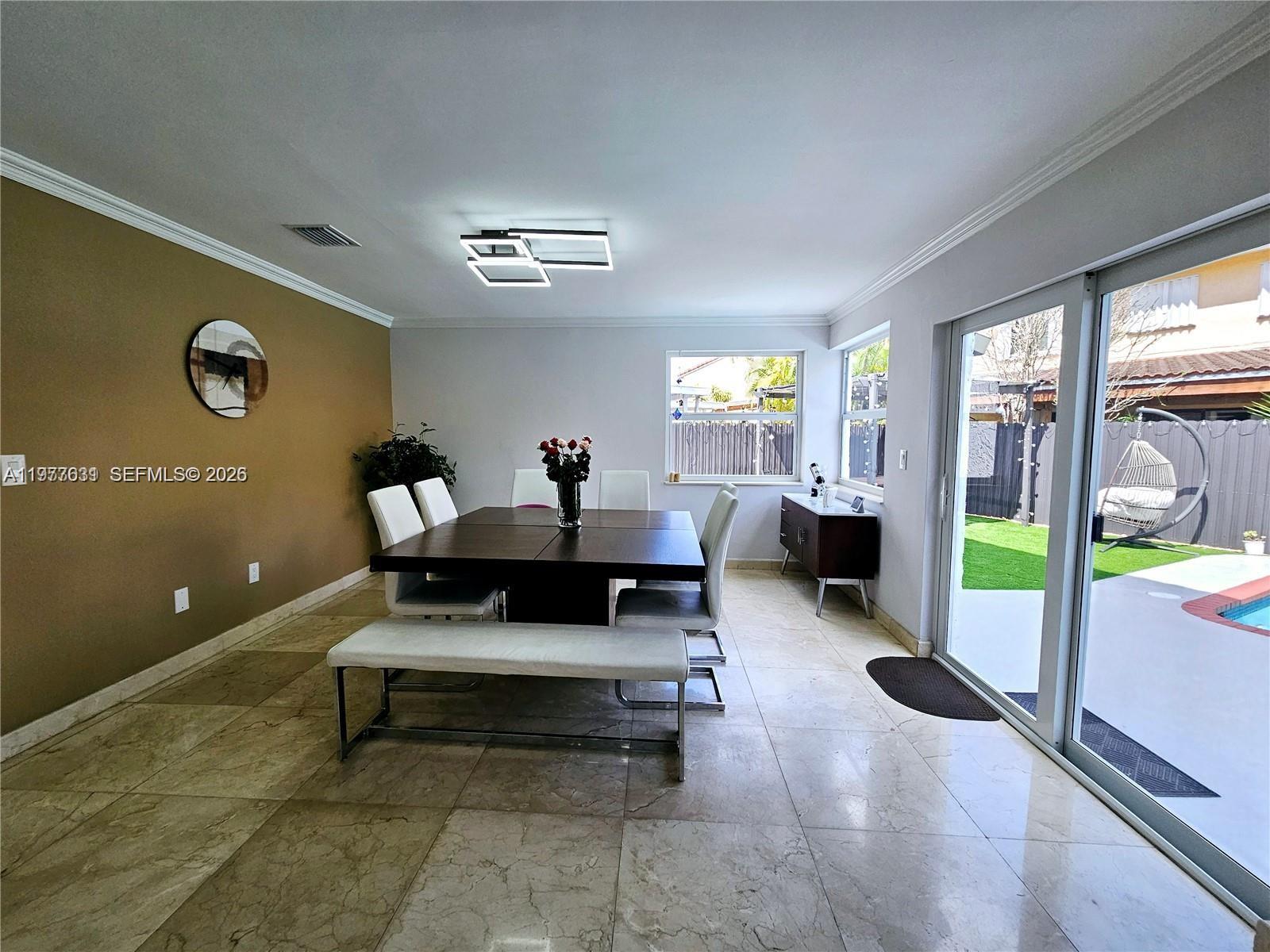 TAMIAMI LAKES SEC 5 - Residential Lease