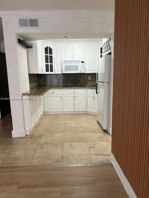 VERABELLA FALLS CONDO - Residential Lease