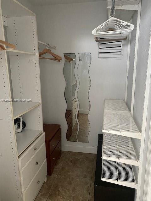 MIMO ON THE BEACH III CON - Residential Lease