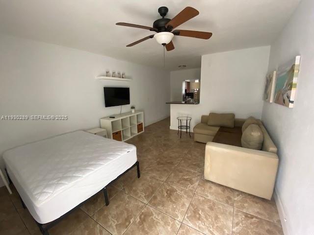 MIMO ON THE BEACH III CON - Residential Lease