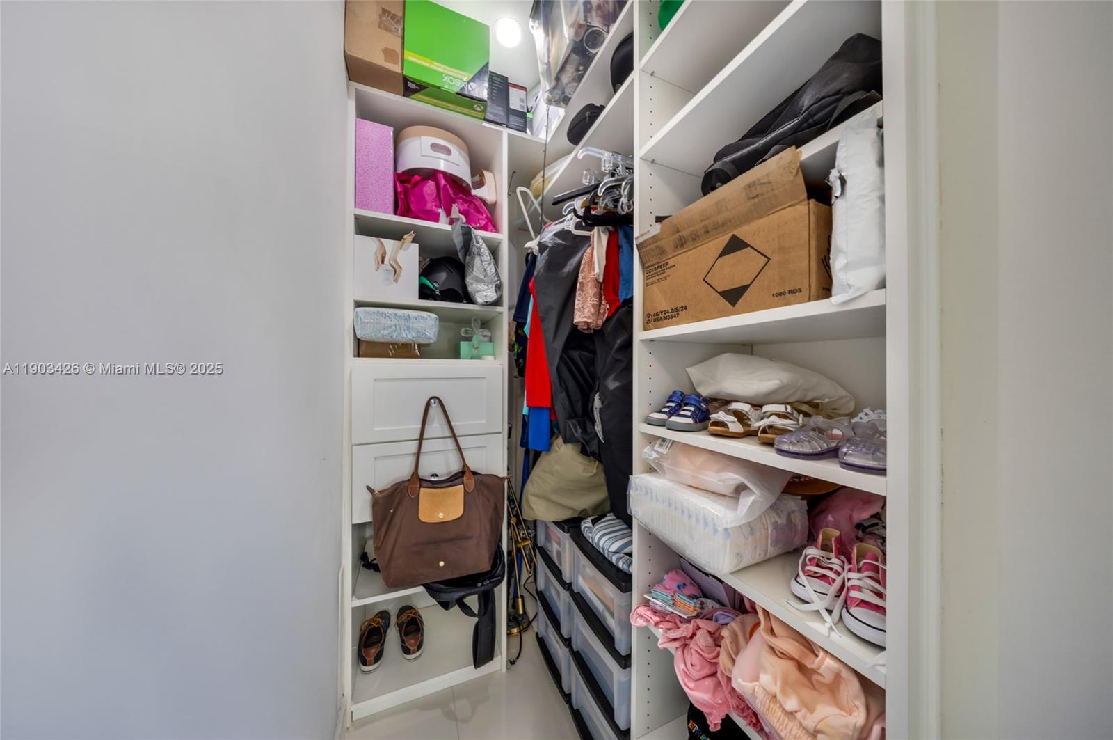 GARDEN VIEW VILLAS HOMES - Residential