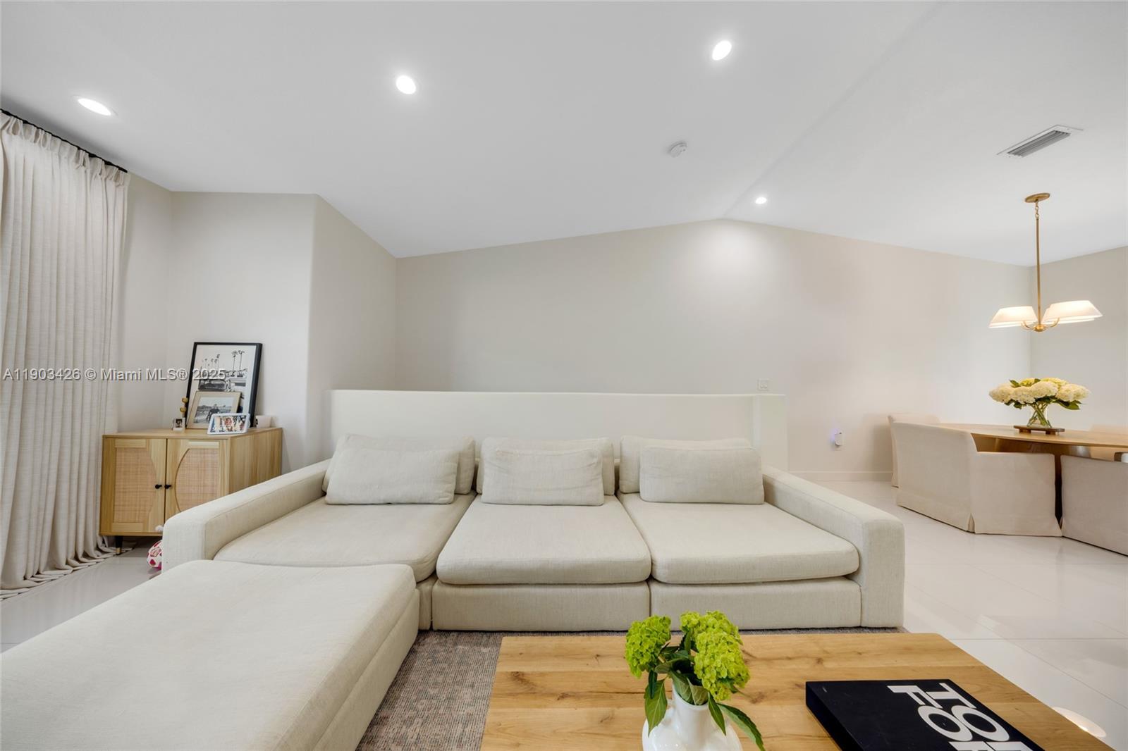 GARDEN VIEW VILLAS HOMES - Residential