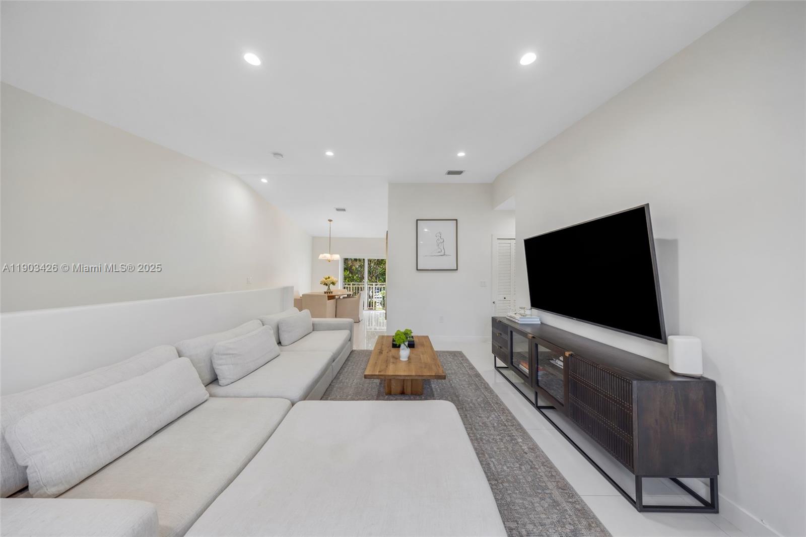 GARDEN VIEW VILLAS HOMES - Residential