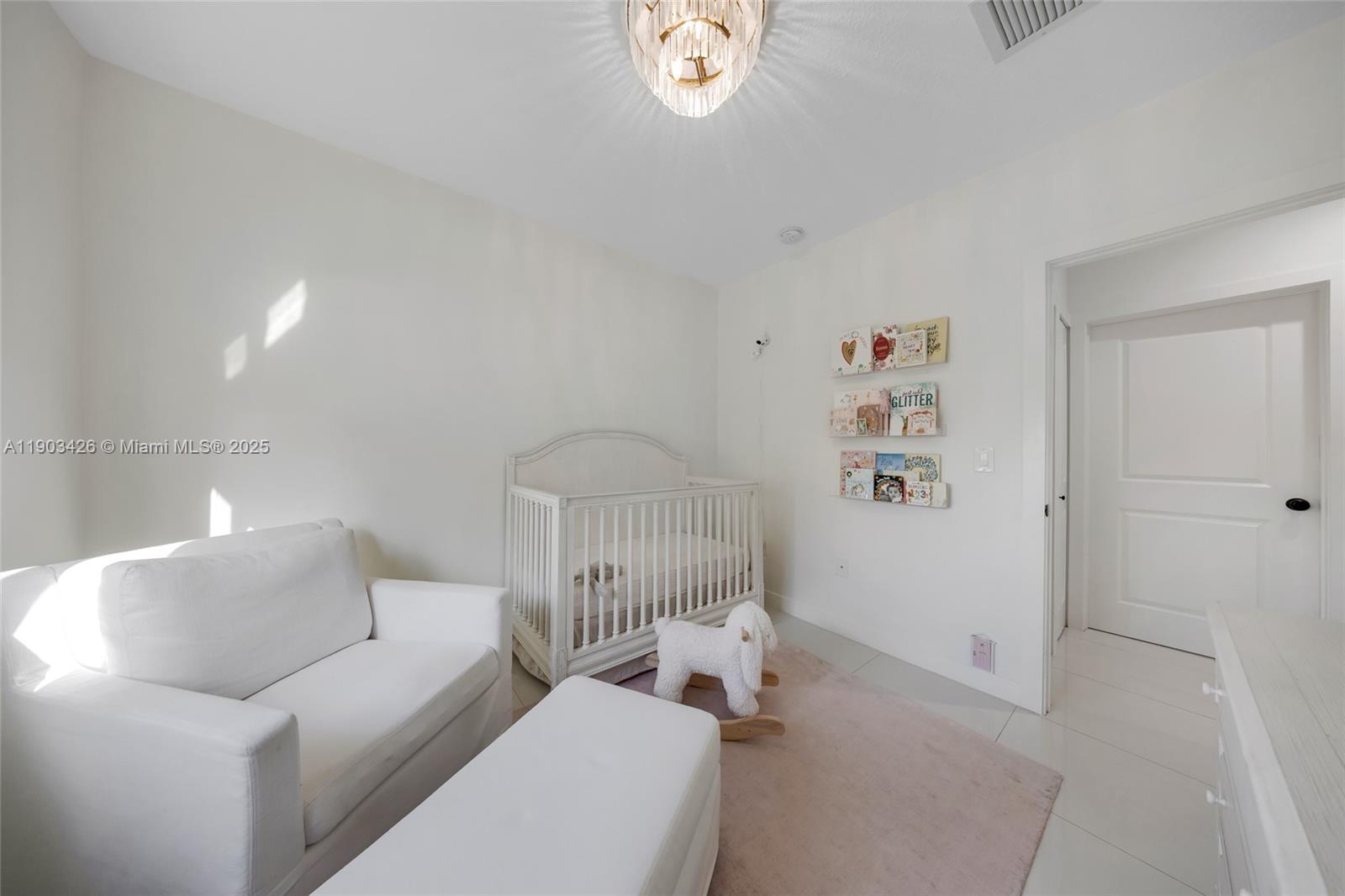 GARDEN VIEW VILLAS HOMES - Residential