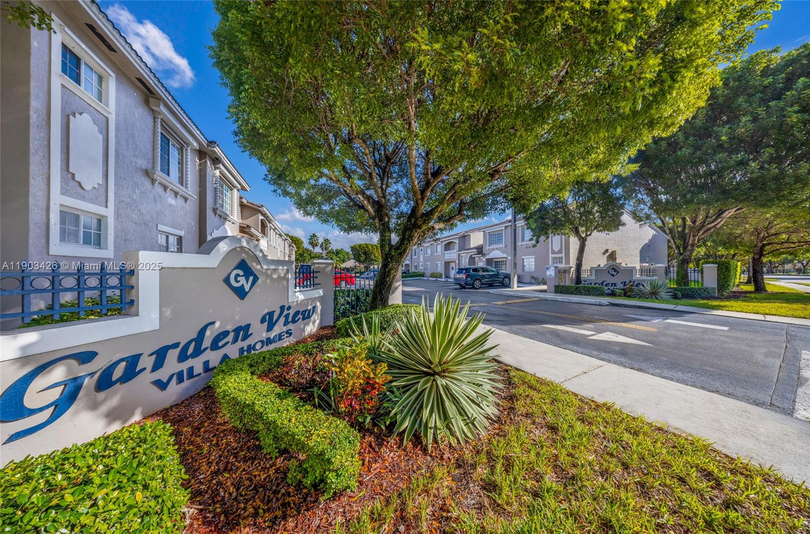 GARDEN VIEW VILLAS HOMES - Residential