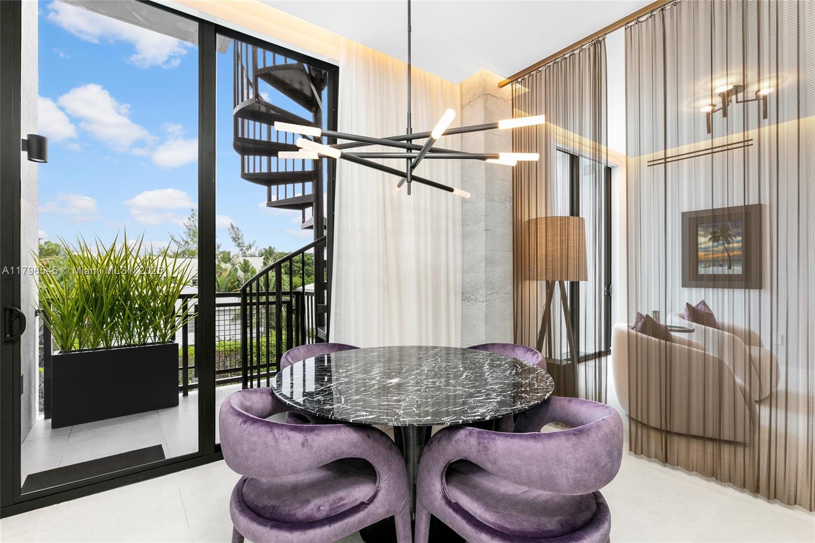 LINCOLN SUB - Residential Lease