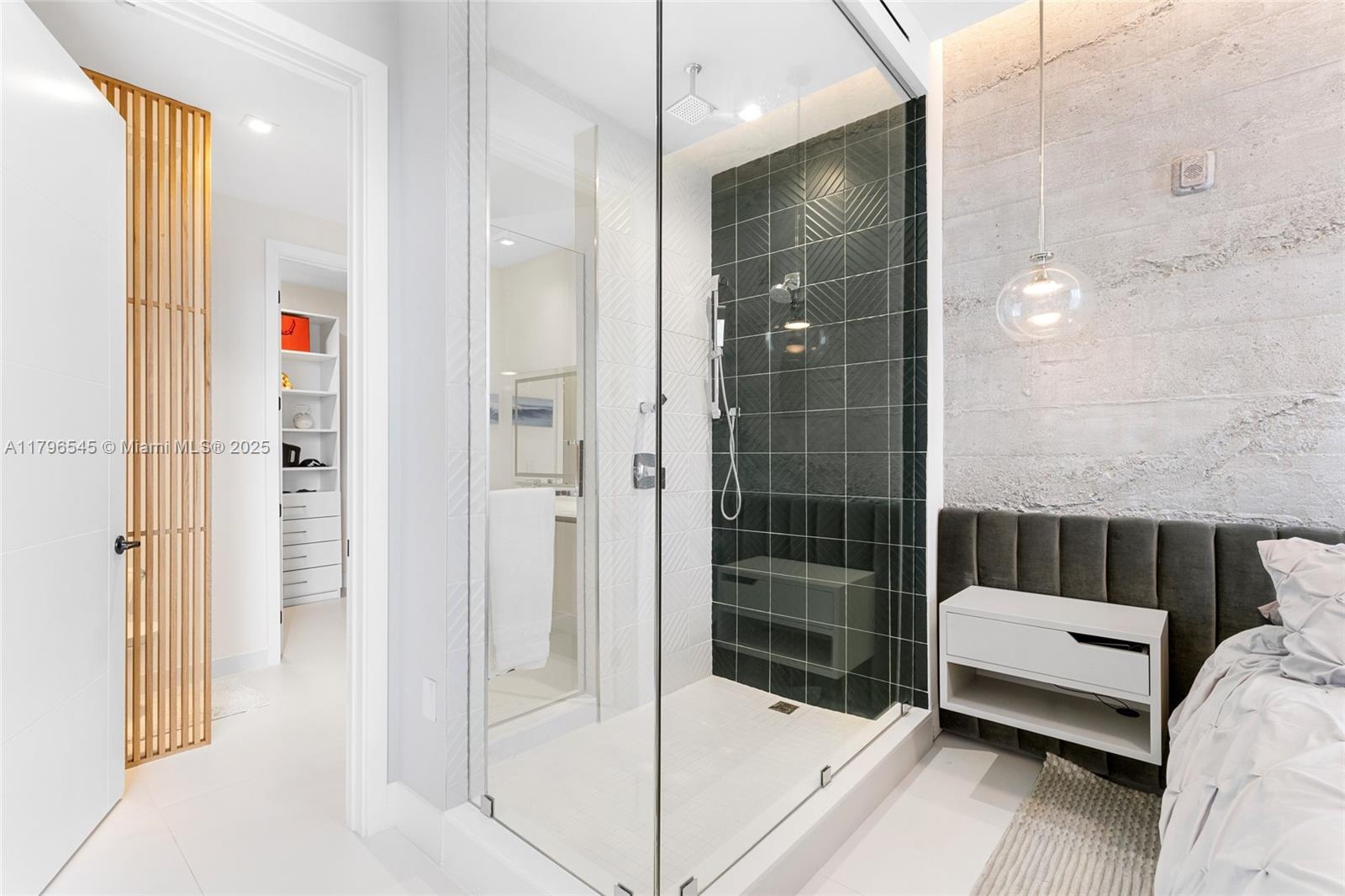 LINCOLN SUB - Residential Lease