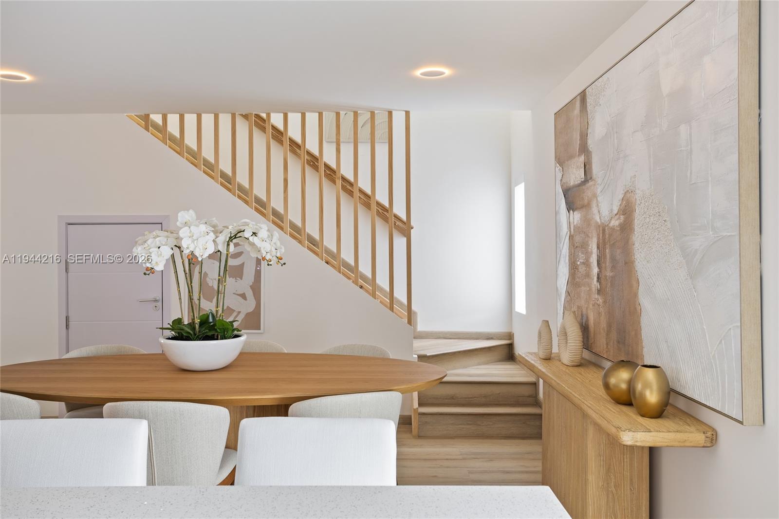 ALPHAVILLE TOWNHOMES - Residential