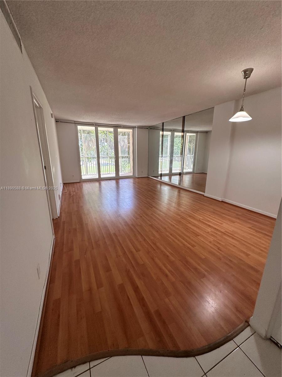 CORONADO AT JACARANDA PHA - Residential