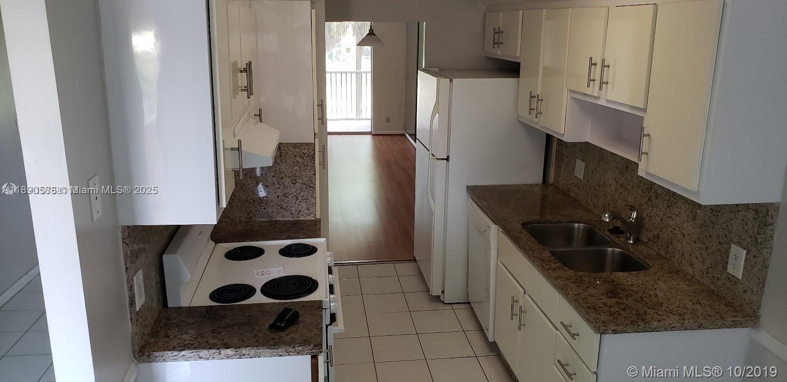 CORONADO AT JACARANDA PHA - Residential