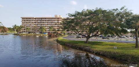 Photo of 250 Jacaranda Dr #305, Plantation, FL 33324 (MLS # A11890588)