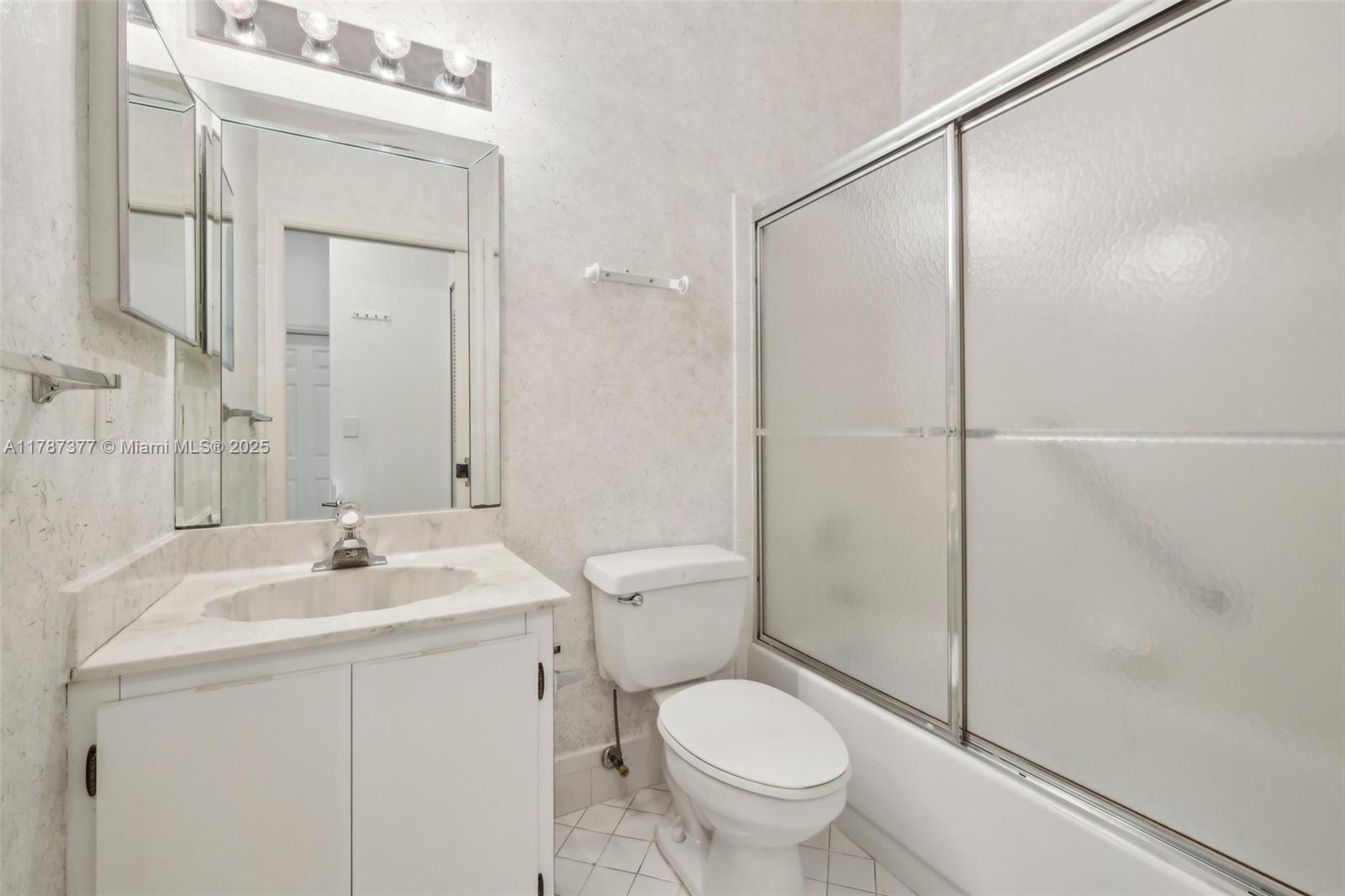 CYPRESS LAKES 10 - Residential