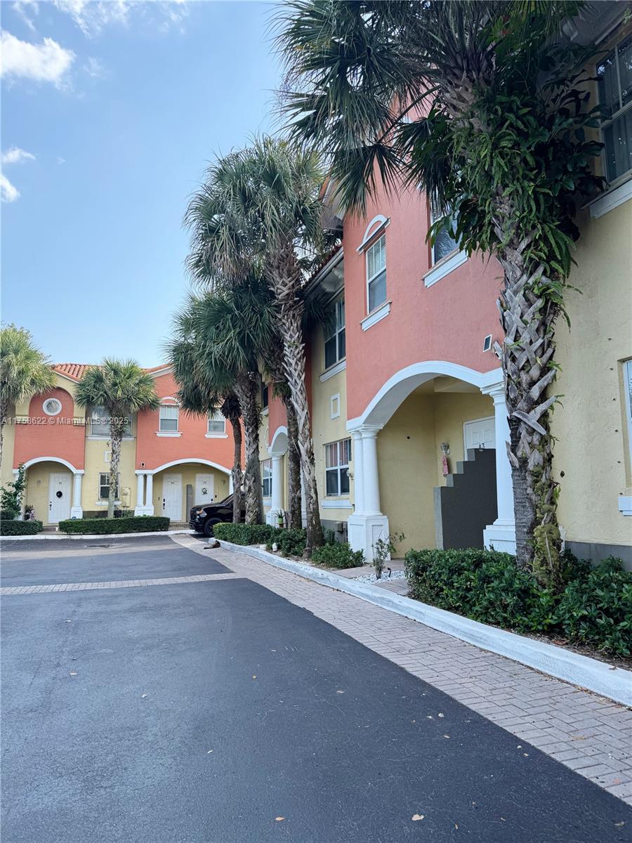 Property for Sale at 2620 Pierce St A2, Hollywood, Broward County, Florida - Bedrooms: 3 
Bathrooms: 3  - $440,000