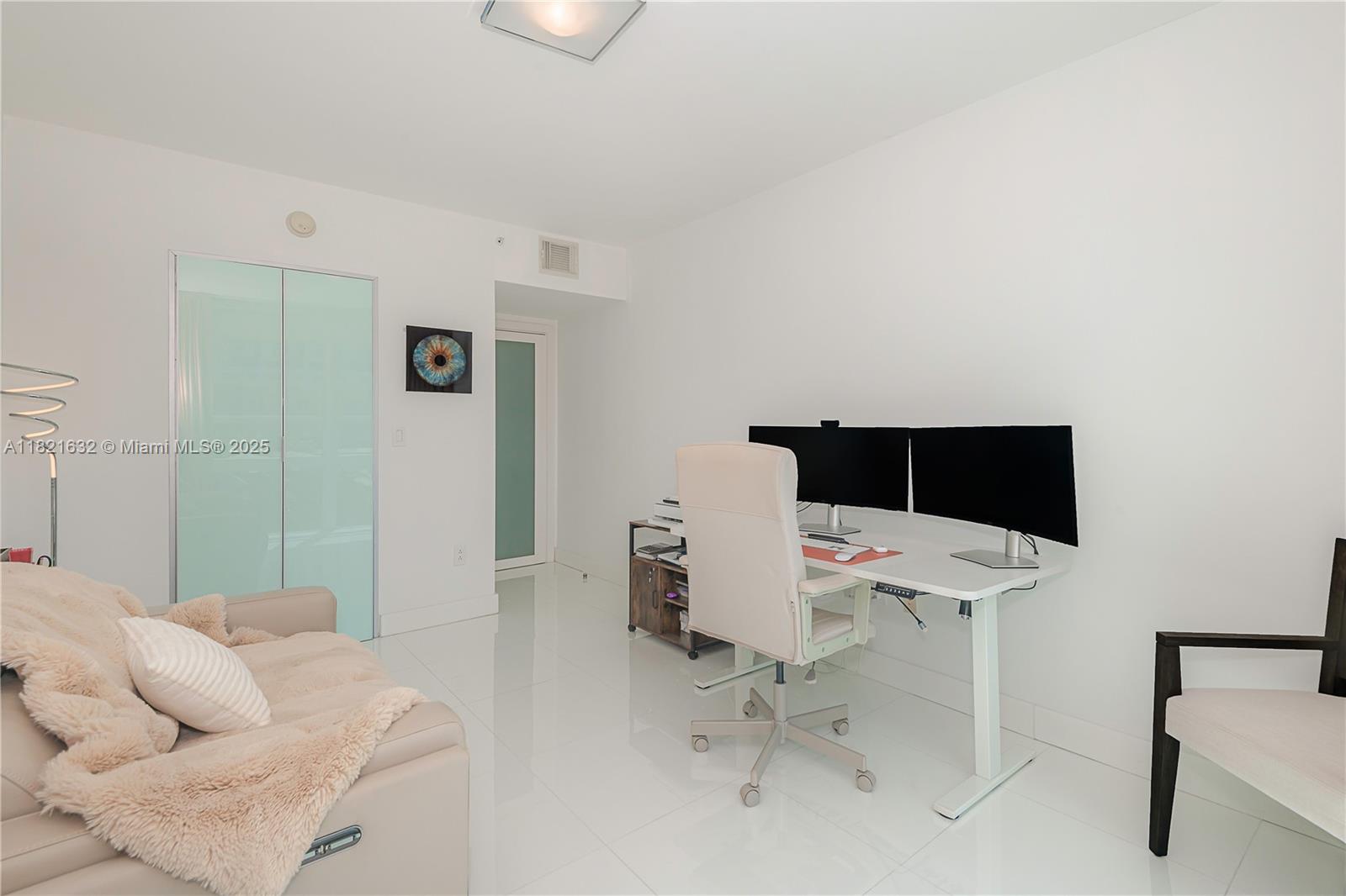 CITE CONDO - Residential