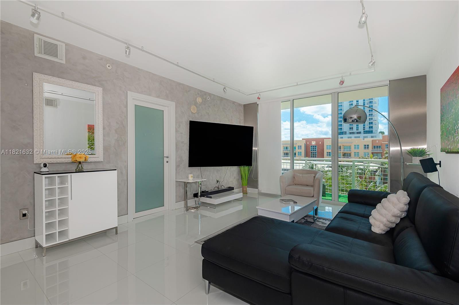 CITE CONDO - Residential