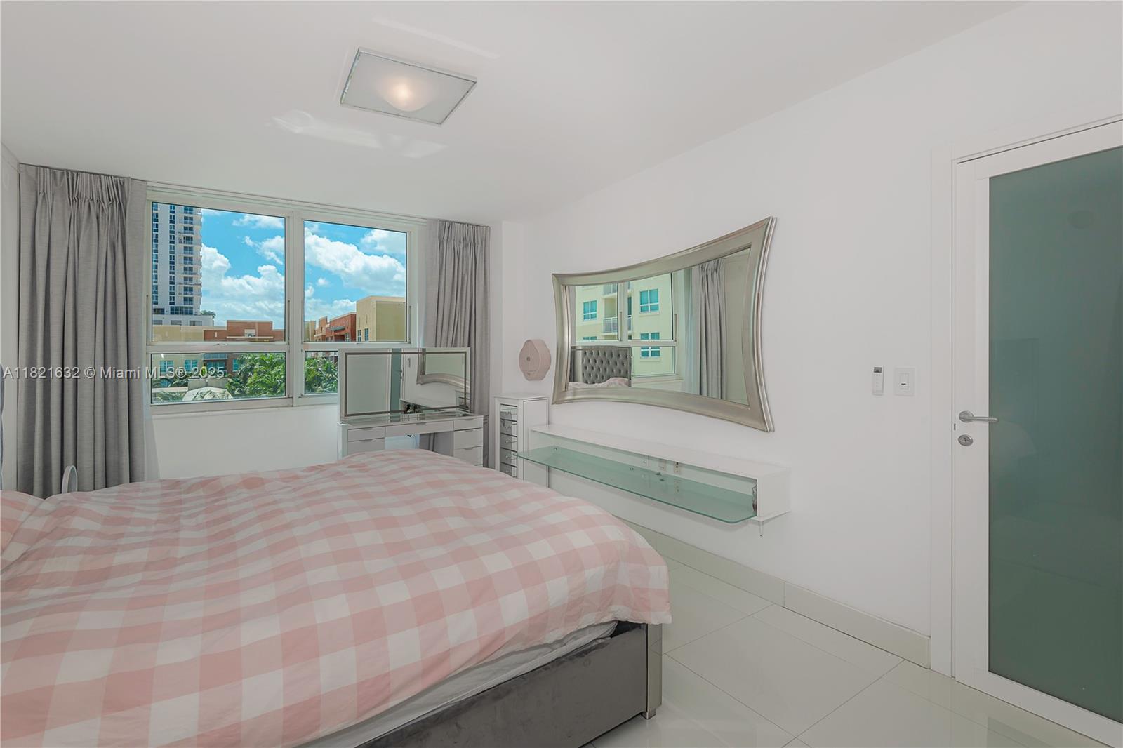 CITE CONDO - Residential