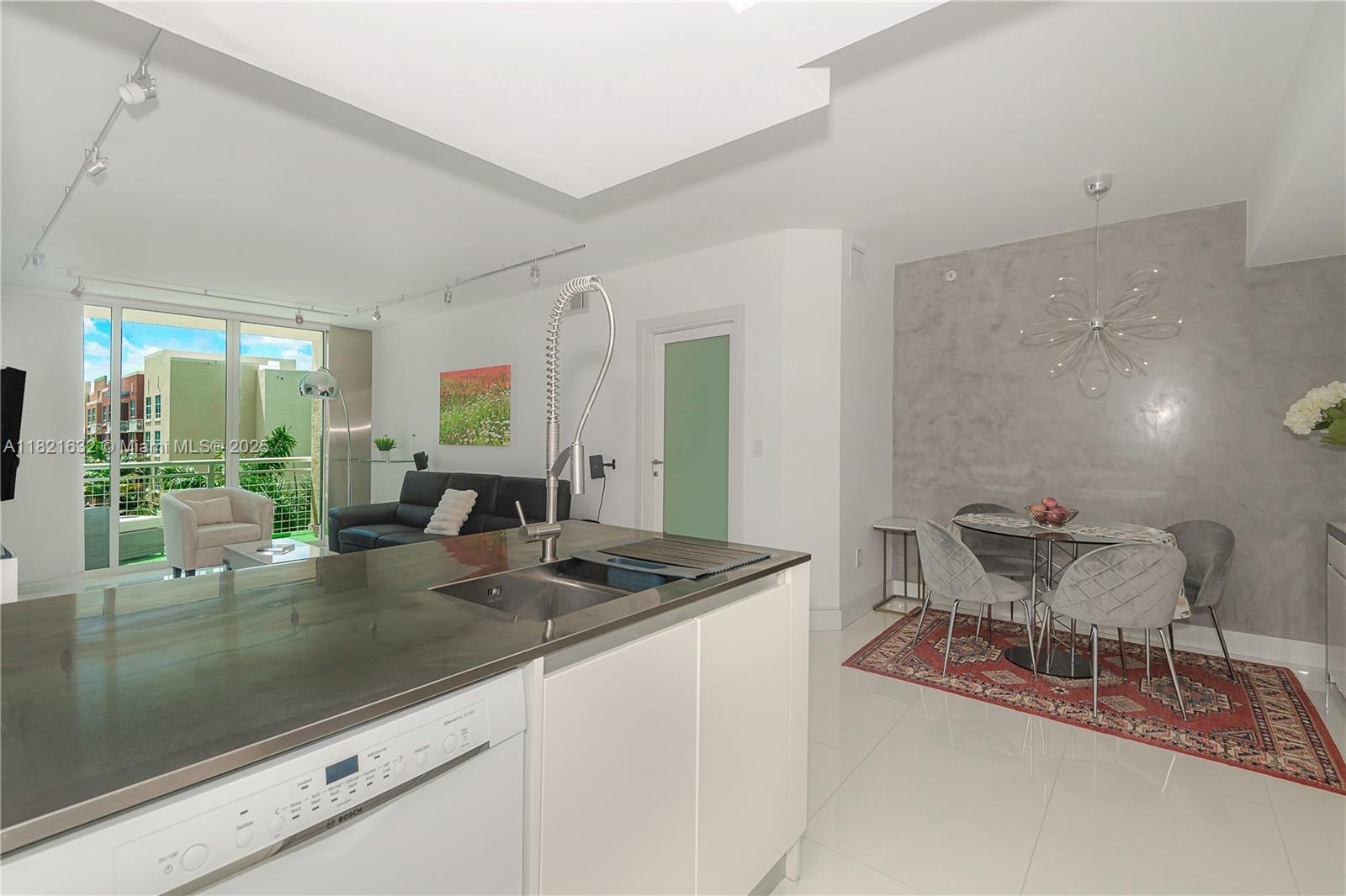 CITE CONDO - Residential