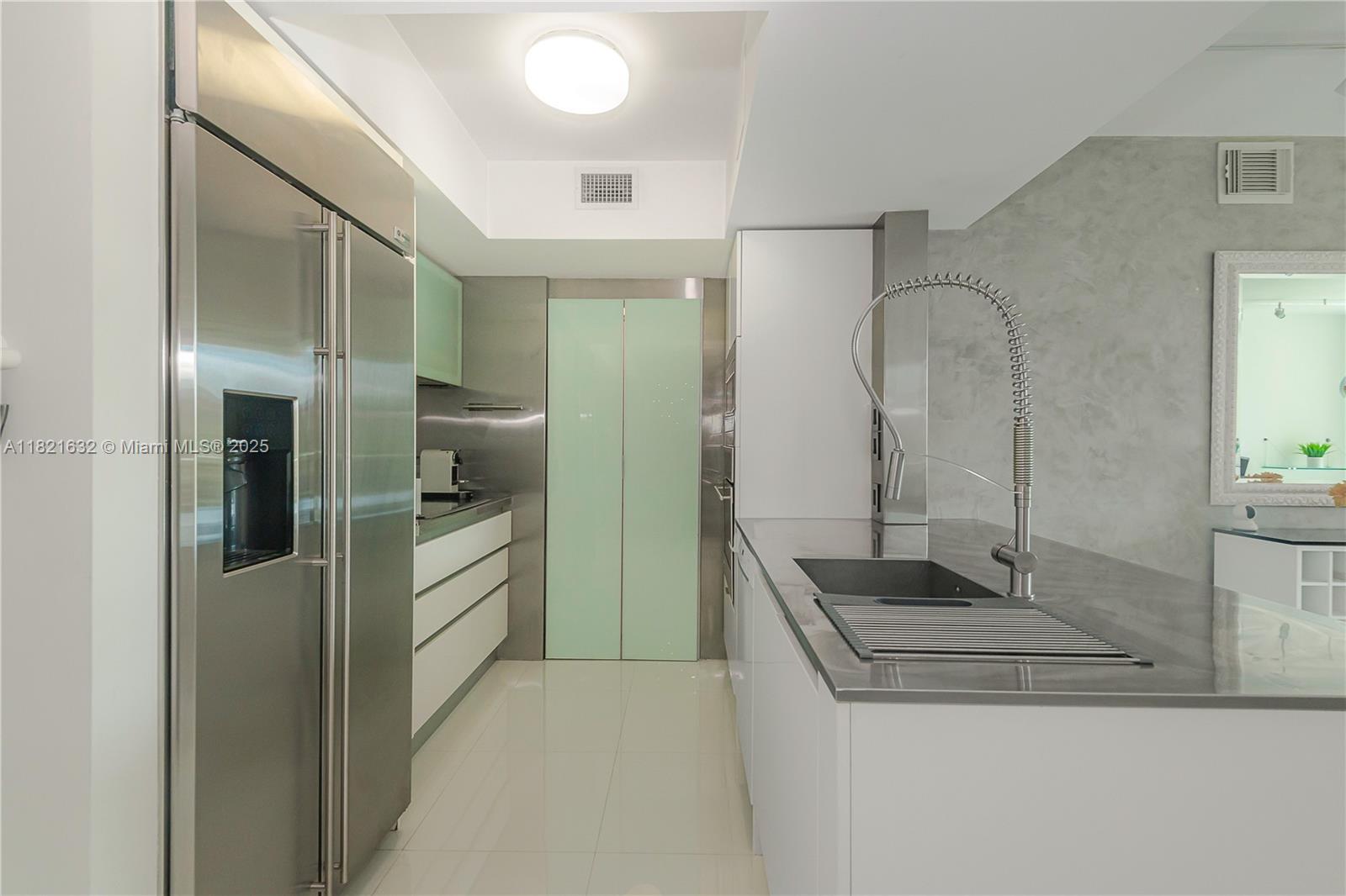 CITE CONDO - Residential