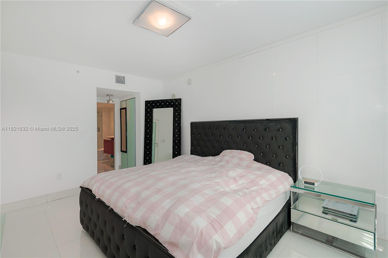 CITE CONDO - Residential