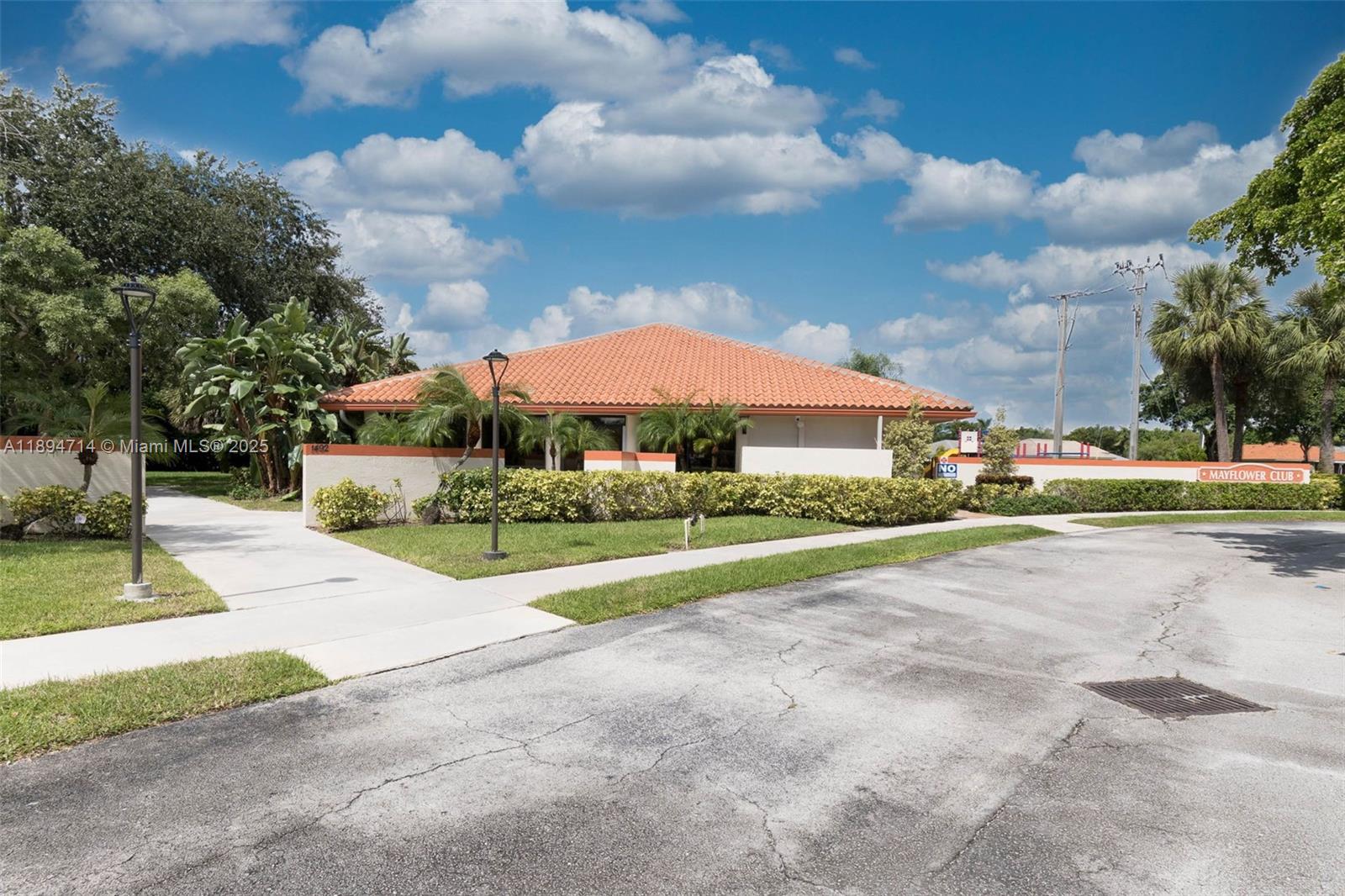 REPUBLIC SQUARE CONDO - Residential