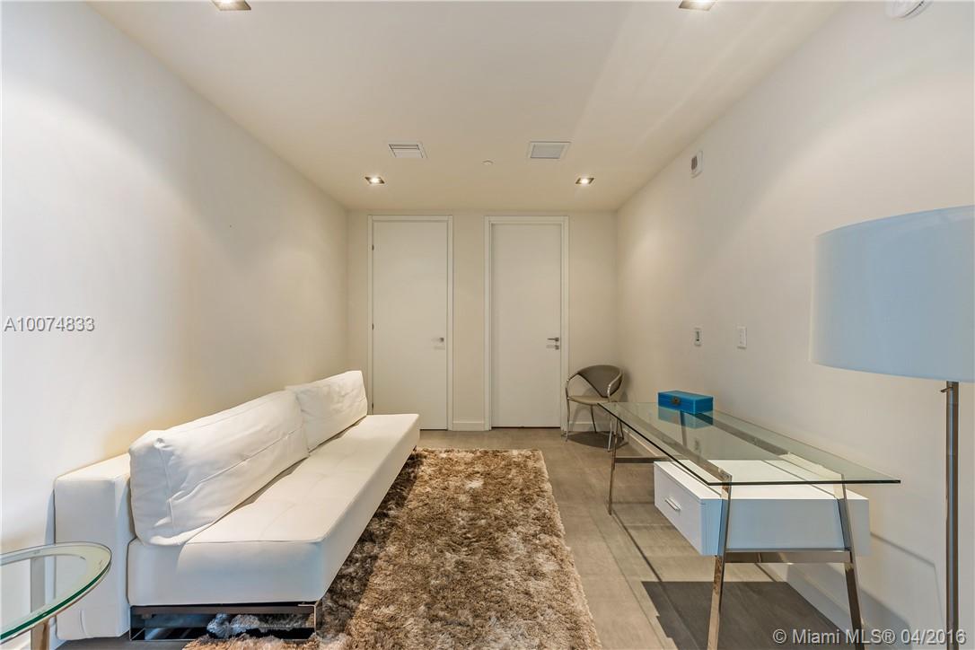 Brickellhouse - Residential Lease
