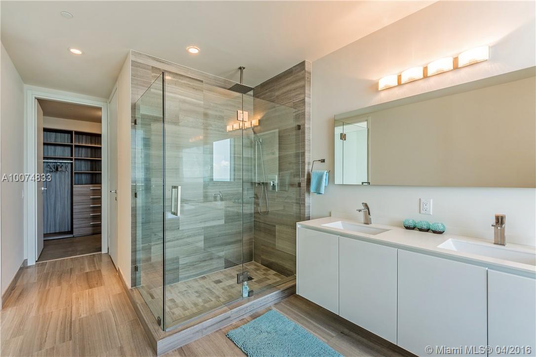 Brickellhouse - Residential Lease
