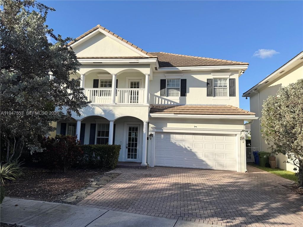 Photo of 1317 SW 23rd St, Fort Lauderdale, FL 33315 (MLS # A11947553)