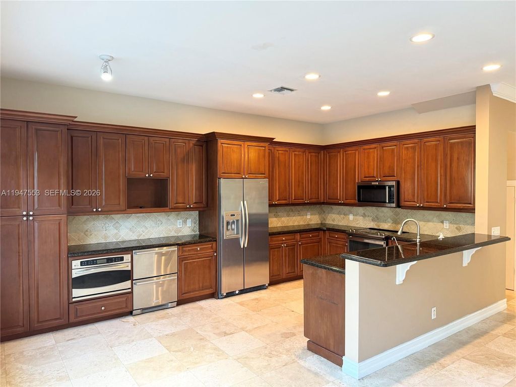 Photo of 1317 SW 23rd St, Fort Lauderdale, FL 33315 (MLS # A11947553)