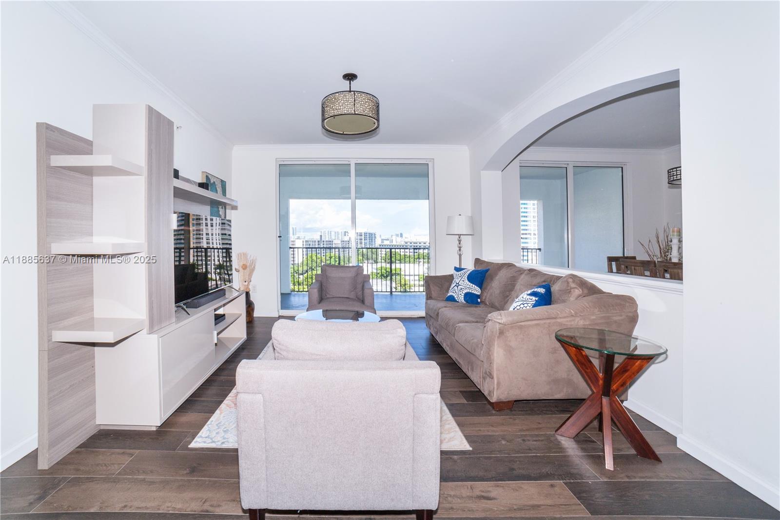 PORTO BELLAGIO CONDO - Residential