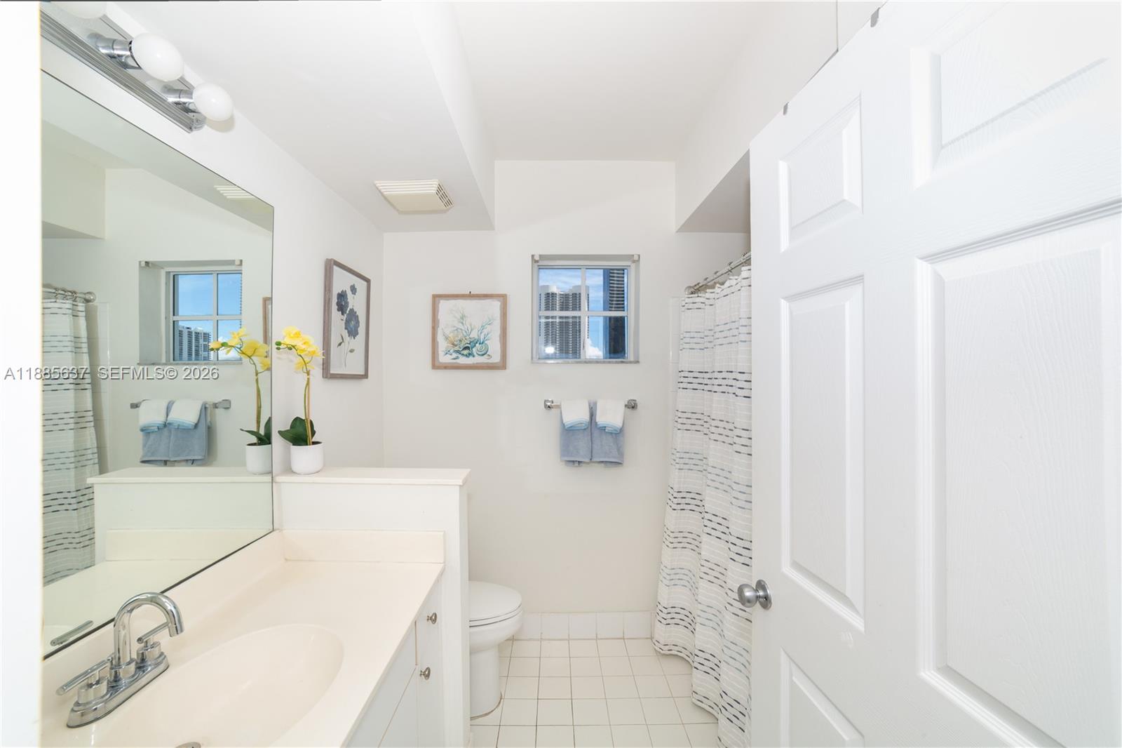 PORTO BELLAGIO CONDO - Residential