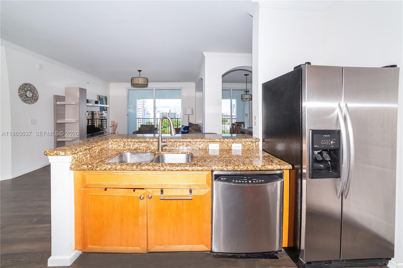 PORTO BELLAGIO CONDO - Residential