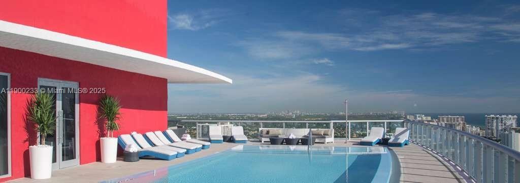 BEACHWALK CONDOMINIUM - Residential