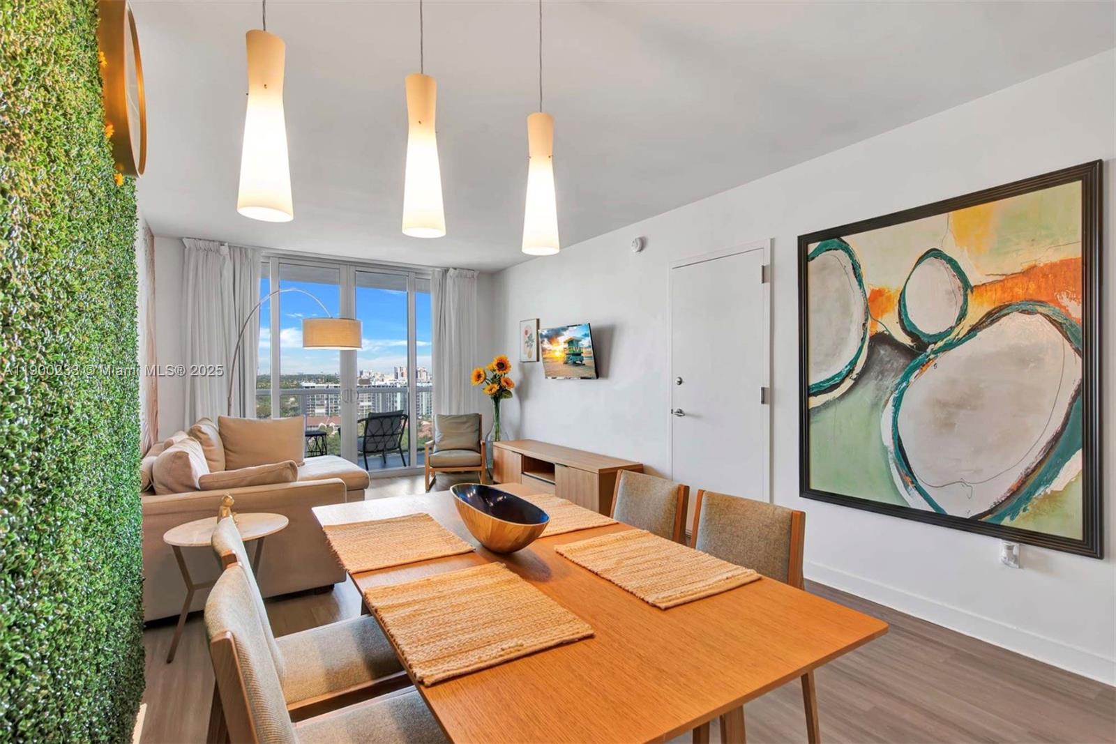 BEACHWALK CONDOMINIUM - Residential