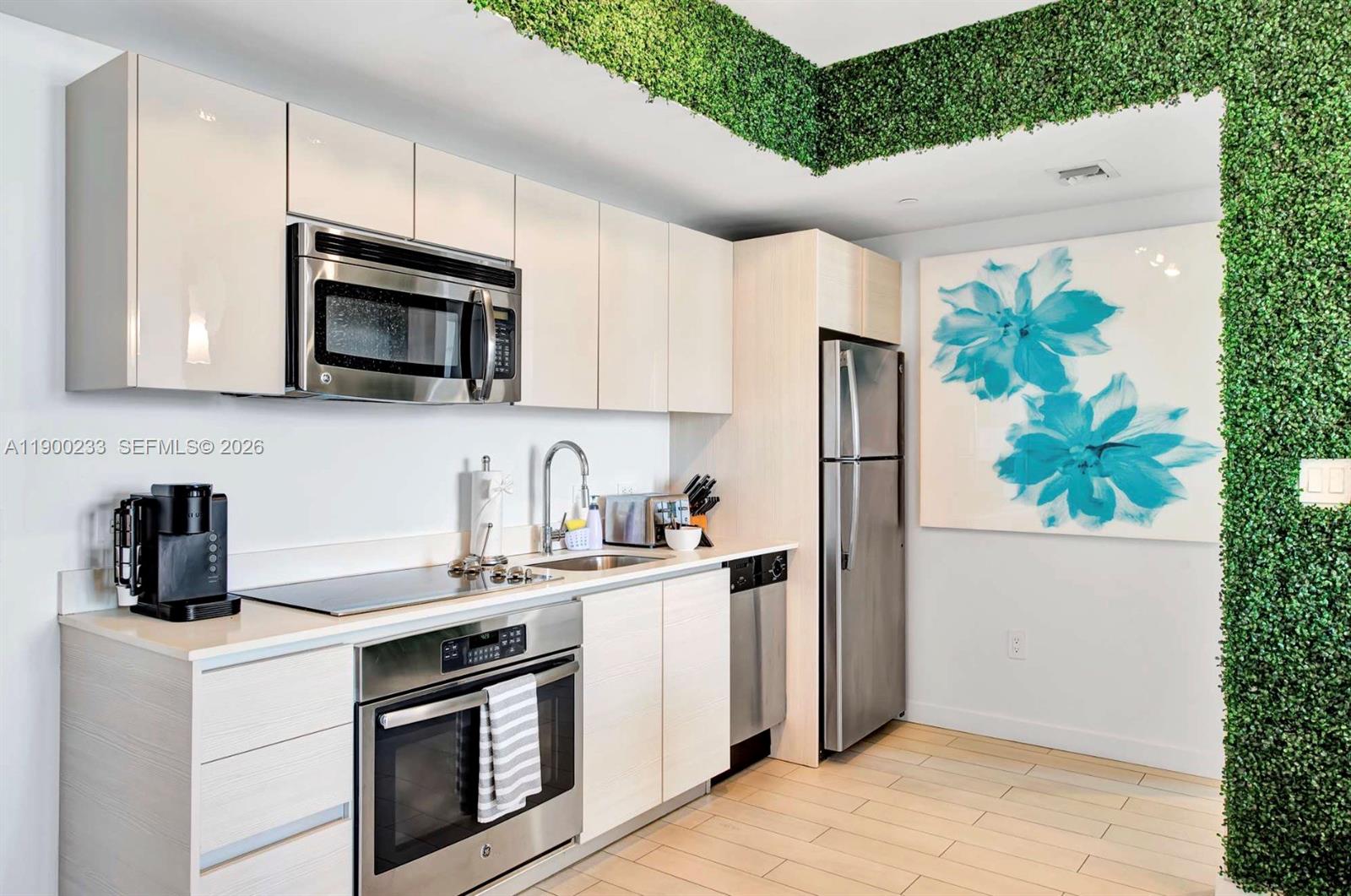 BEACHWALK CONDOMINIUM - Residential