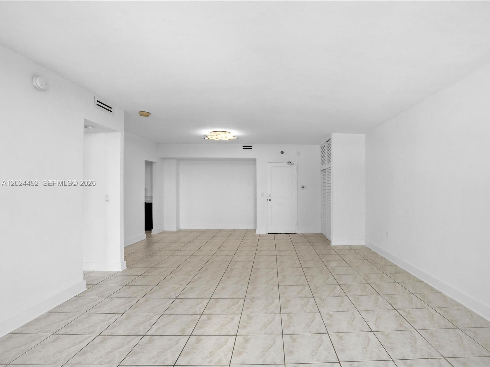 10185 Collins Ave 703