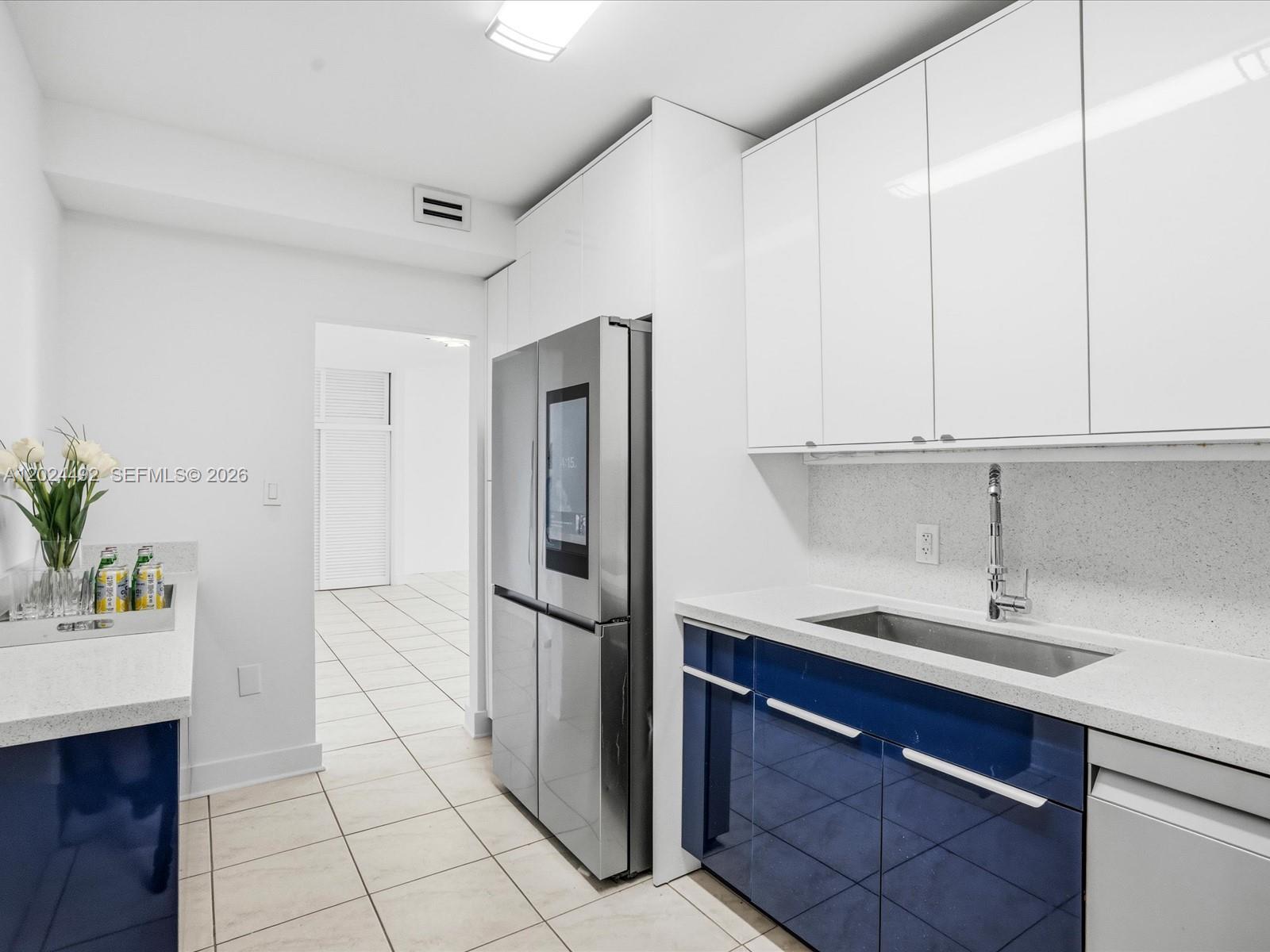 THE PLAZA OF BAL HARBOUR - Residential Lease