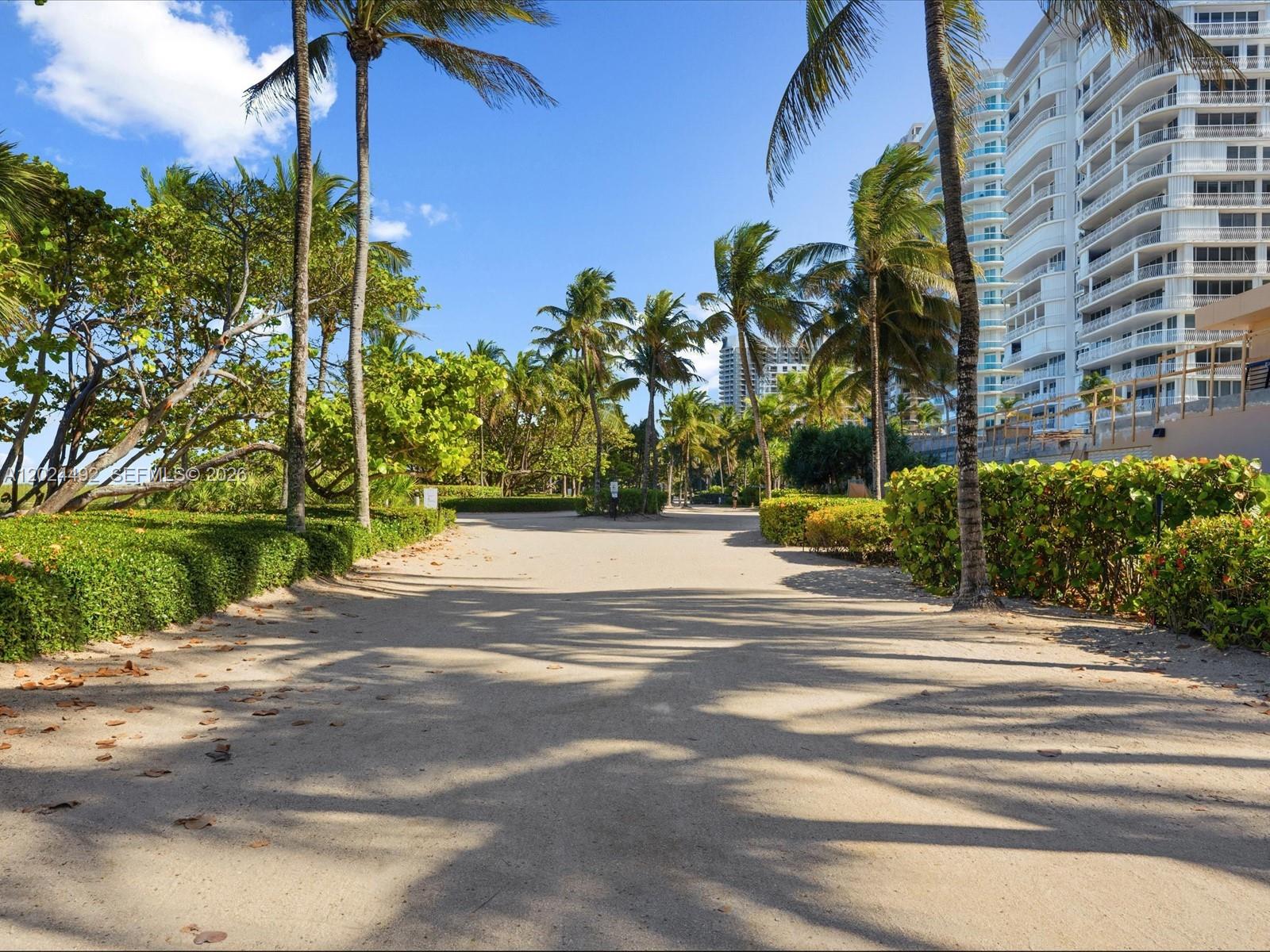 THE PLAZA OF BAL HARBOUR - Residential Lease