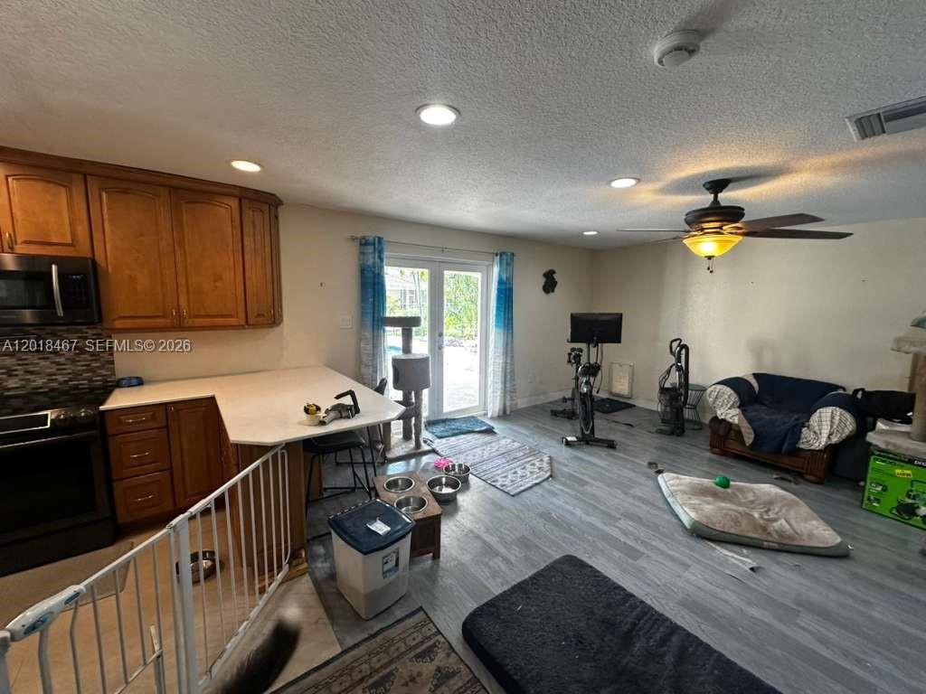 B C J PLAT - Residential