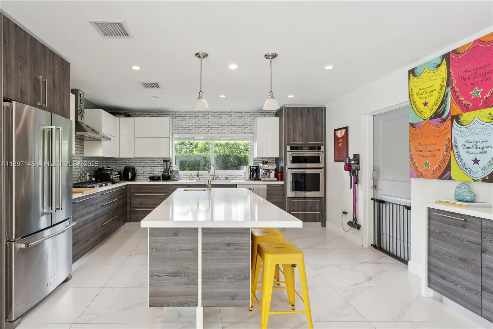 KEYSTONE ISLAND NO 4 - Residential Lease