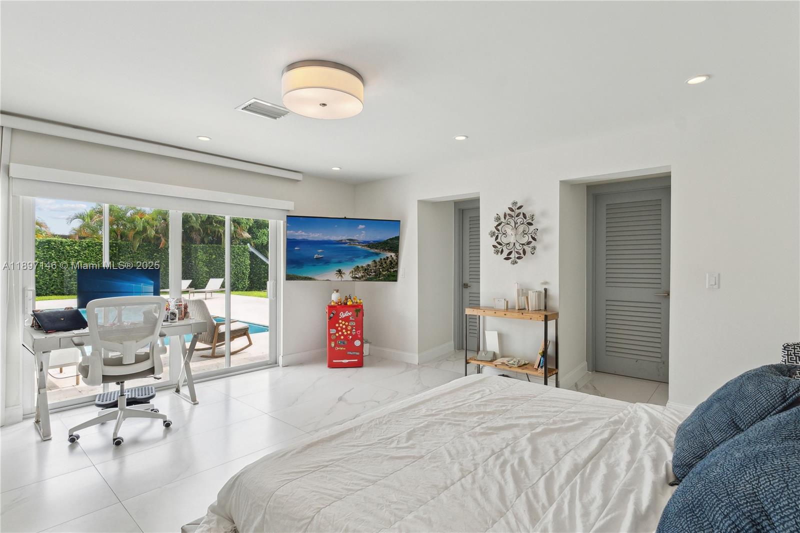 KEYSTONE ISLAND NO 4 - Residential Lease