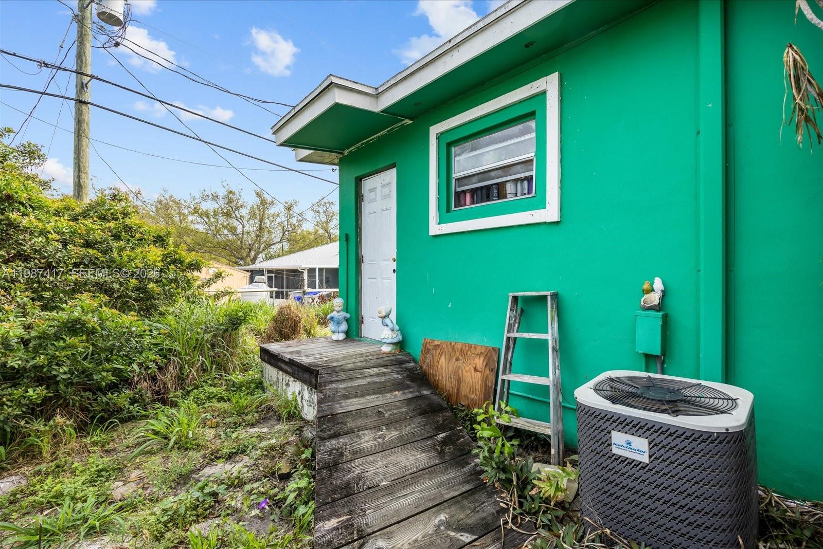 VERO BEACH HIGHLANDS UNIT - Residential