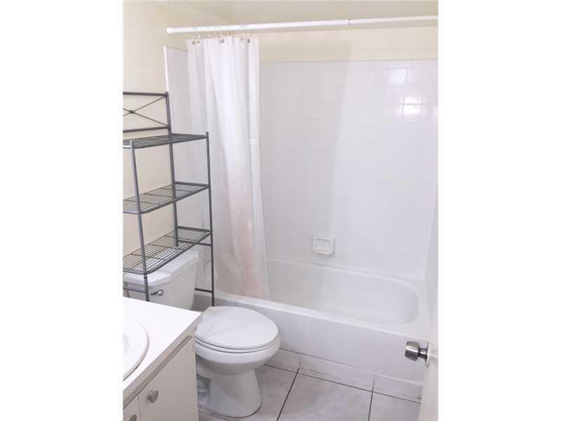 CRYSTAL LAKE VILLAS CONDO - Residential Lease